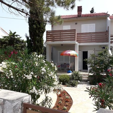 Holiday Home Новалья Экстерьер фото