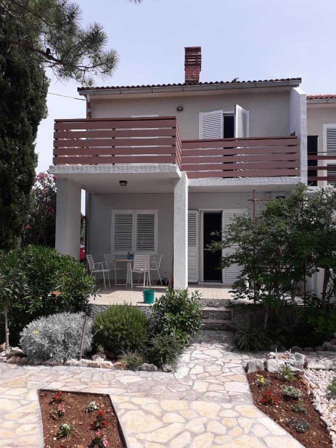 Holiday Home Новалья Экстерьер фото
