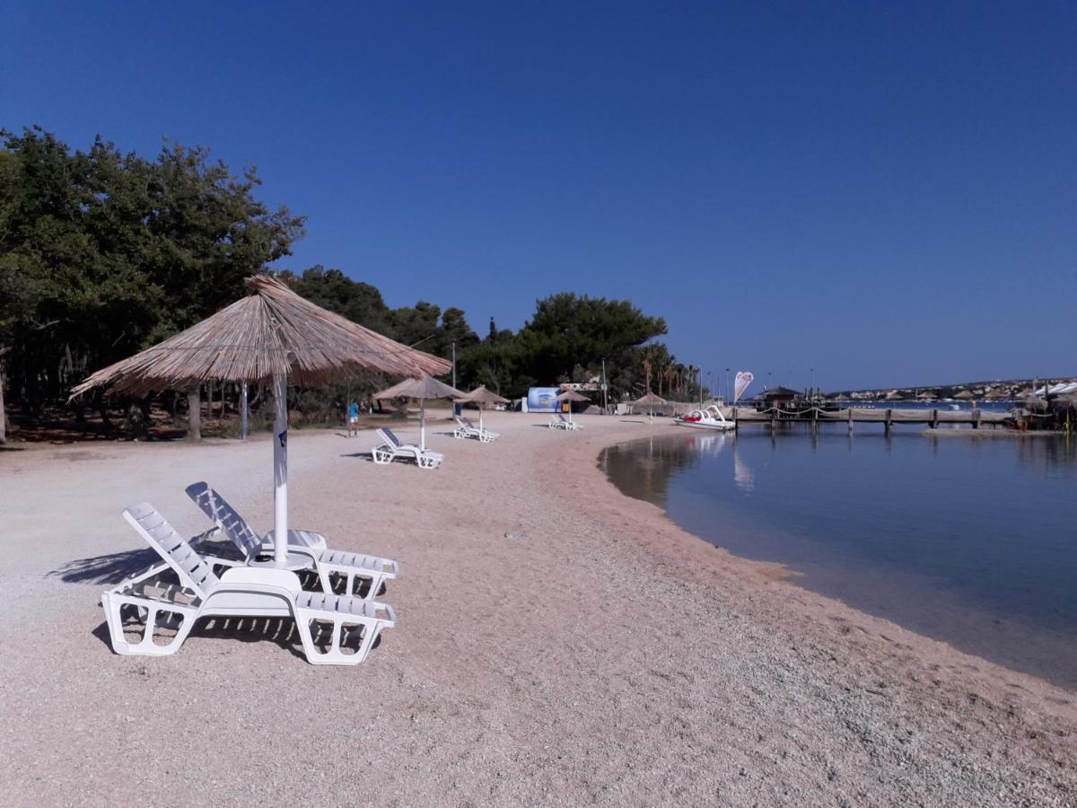 Holiday Home Новалья Экстерьер фото